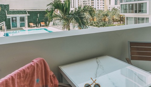 Room, 2 Queen Beds, Balcony, Pool View