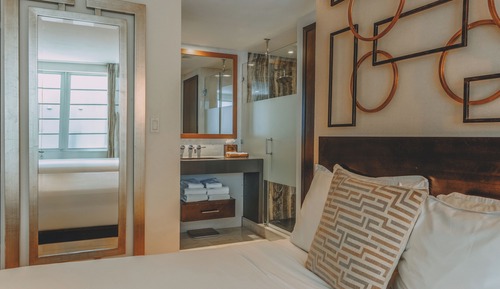 Premium Single Room (Queeen)