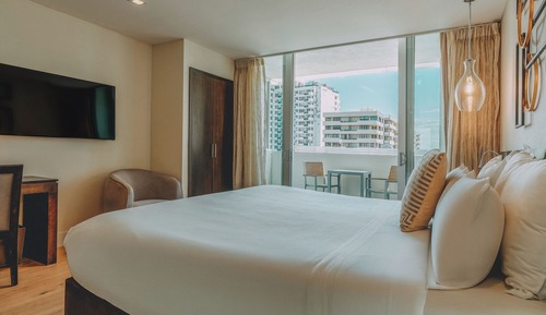 Room, Balcony, Pool View (King)