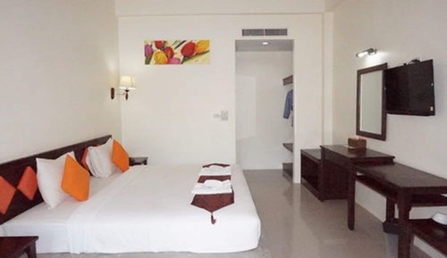 Superior Room (With Aircon)