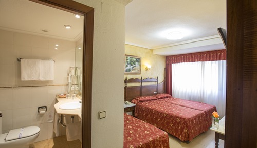 Triple Room