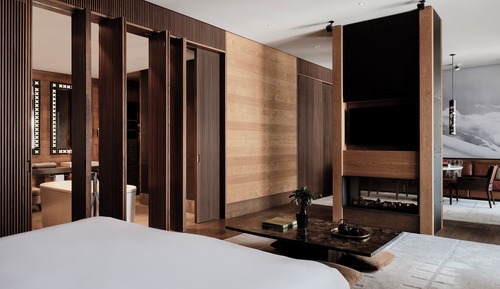Deluxe Suite (Junior)