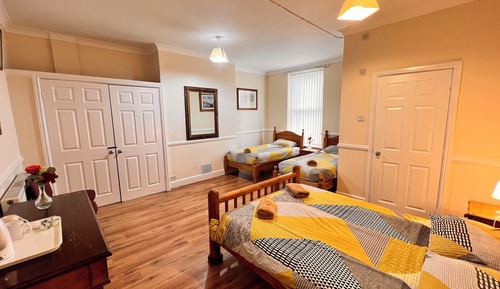 Classic Quadruple Room