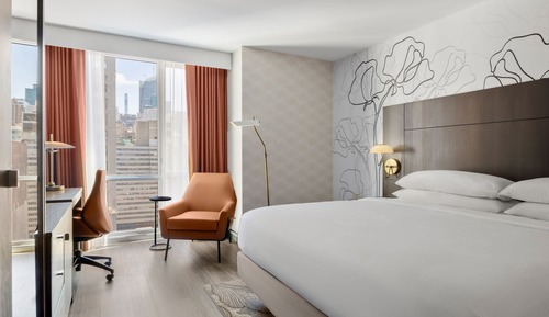 Deluxe Room, 1 King Bed (Hearing Accessible)