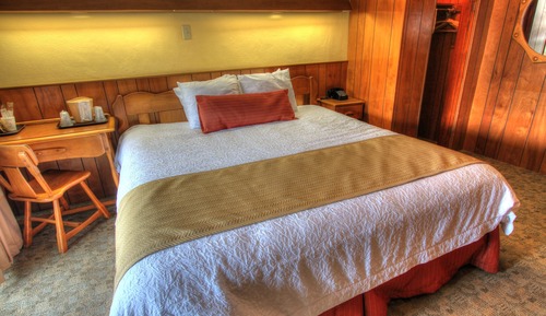 Standard Room, 1 King Bed
