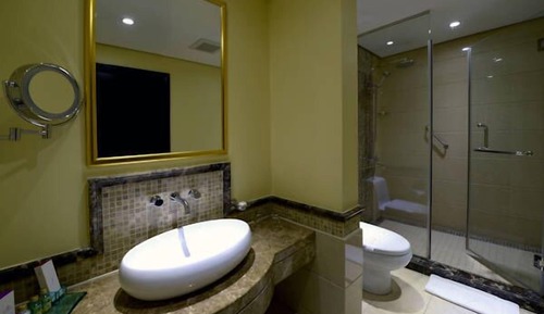 Deluxe Room (With 1 Bathroom)