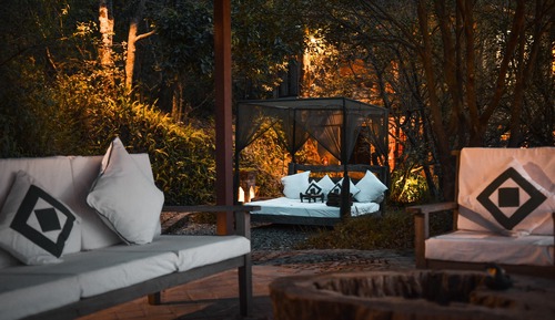 Executive Suite (with Garden)