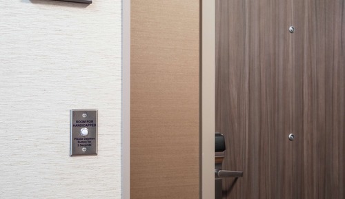 Standard Room, 1 King Bed, Accessible (Hearing)