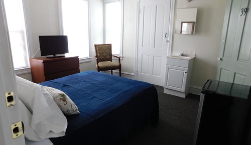 Standard Room, 1 Full Bed