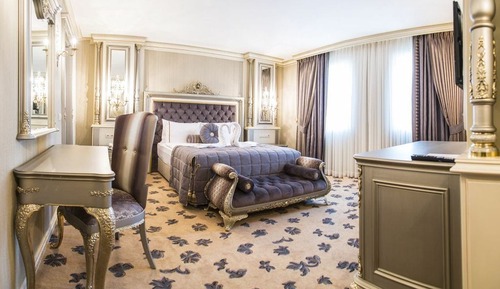 Grand Deluxe Single Room
