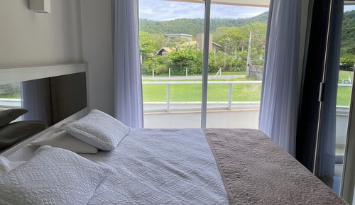 Suite King Size Bed and Balcony