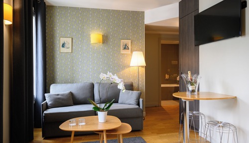 2 Bedroom Apartment