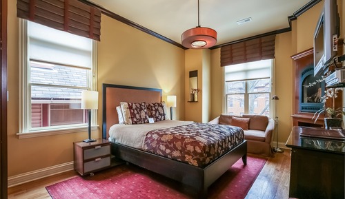 Golden Chest Suite