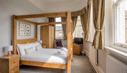 Double Room, Ensuite (four-poster -)