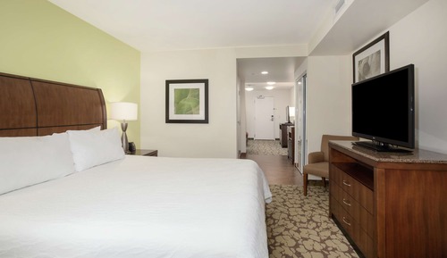 Suite, 1 King Bed, Non Smoking
