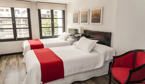 Standard Twin Room