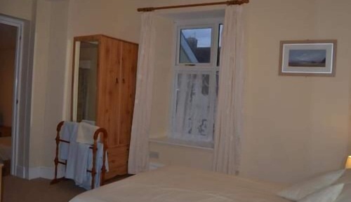 Suite, Ensuite ((Room 07))