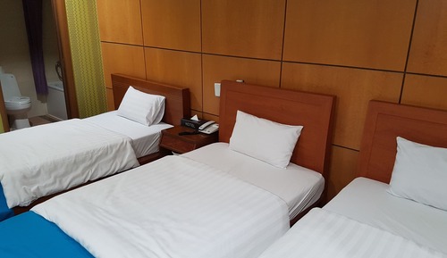 Triple Room