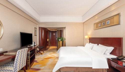 Deluxe Room, 1 King Bed