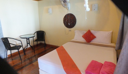 Deluxe Cabin, Beachside