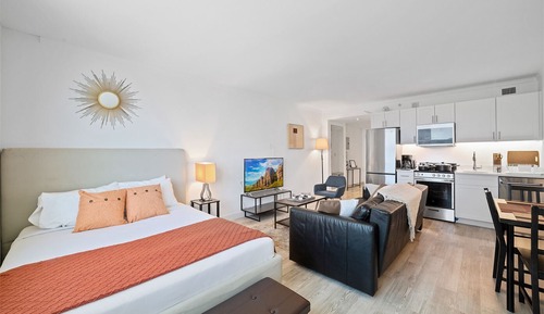 Studio (1 Bedroom)