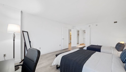 Room (1 Bedroom)