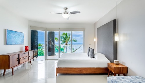 Condo, 2 Bedrooms