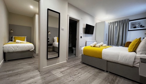 Deluxe Triple Room