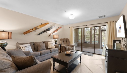 Condo, 2 Bedrooms