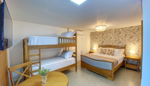 Standard Suite