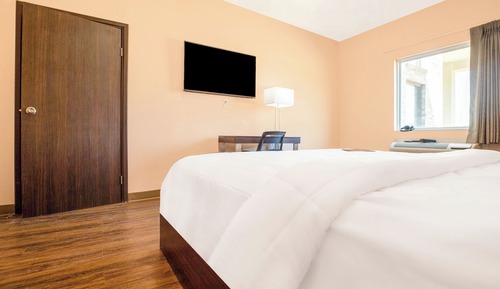 Room, 1 King Bed, Accessible, Non Smoking