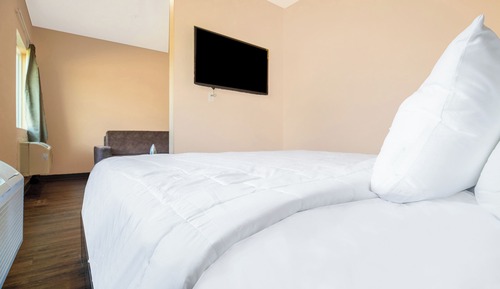 Standard Suite, 1 King Bed, Non Smoking