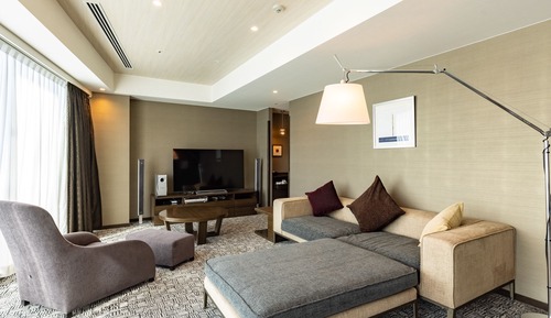 Deluxe Suite Room - Non-Smoking