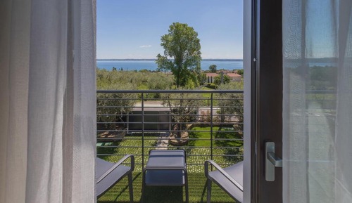 Room, 1 Bedroom, Balcony, Garden View