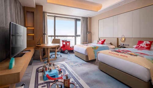 Family Room, 2 Twin Beds