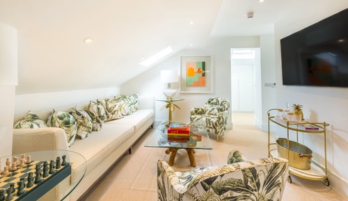 Suite, Sea View
