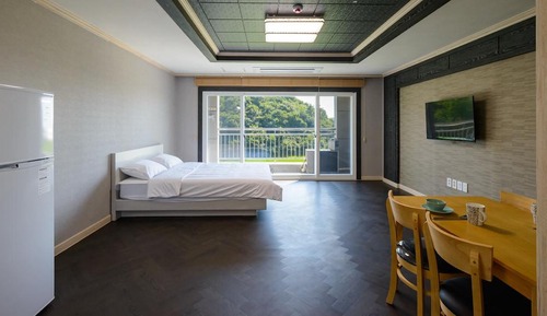 Basic Room, 1 Bedroom (ROOM 306)