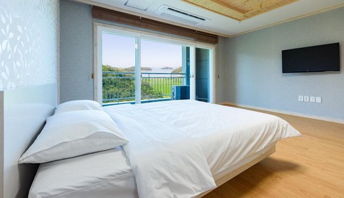 Basic Room, 1 Bedroom (ROOM 506)