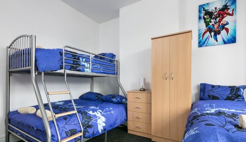 Family Room, Multiple Beds