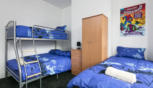 Family Room, Multiple Beds