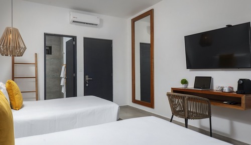 Double Room, 2 Double Beds