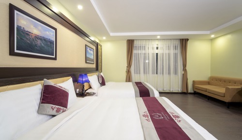 Triple Room, City View