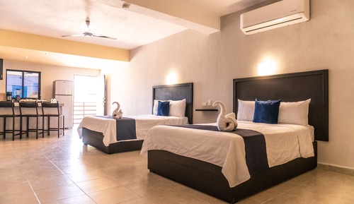 Family Room, 2 Double Beds