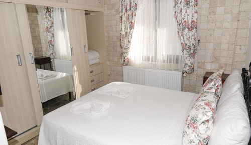 Basic Double Room