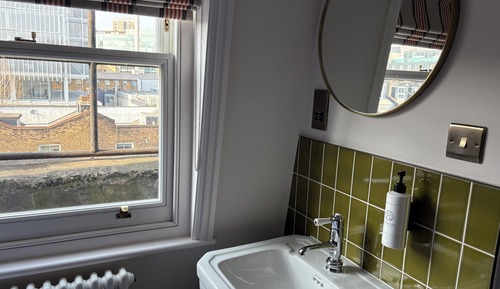 Single Room with Shared Bathroom