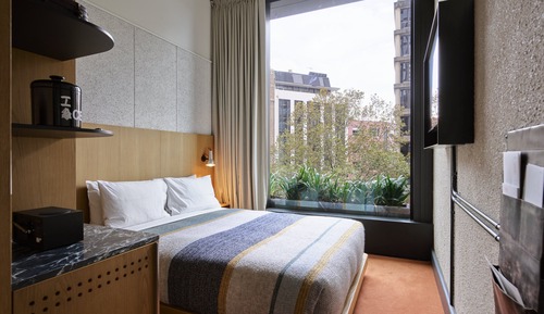 Room (Small)