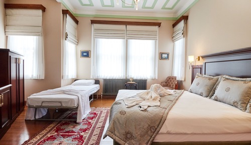 Deluxe Triple Room, 1 Bedroom, Non Smoking