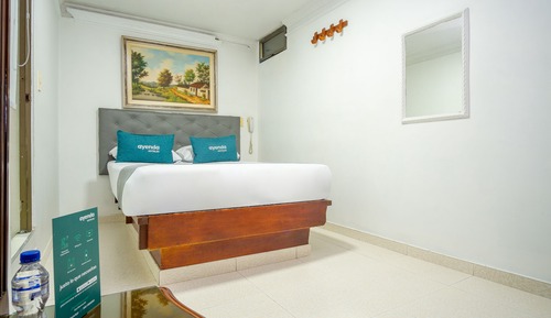 Economy Twin Room