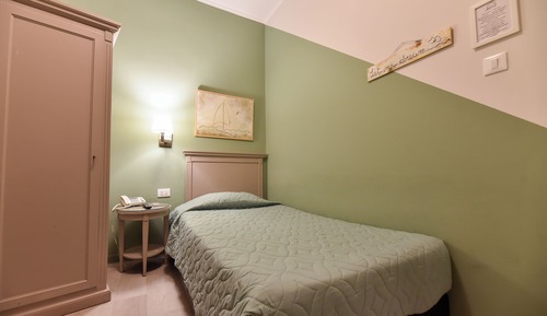 Business Single Room