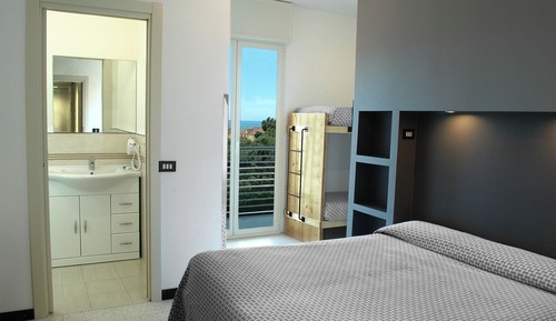 Family Room, Sea View